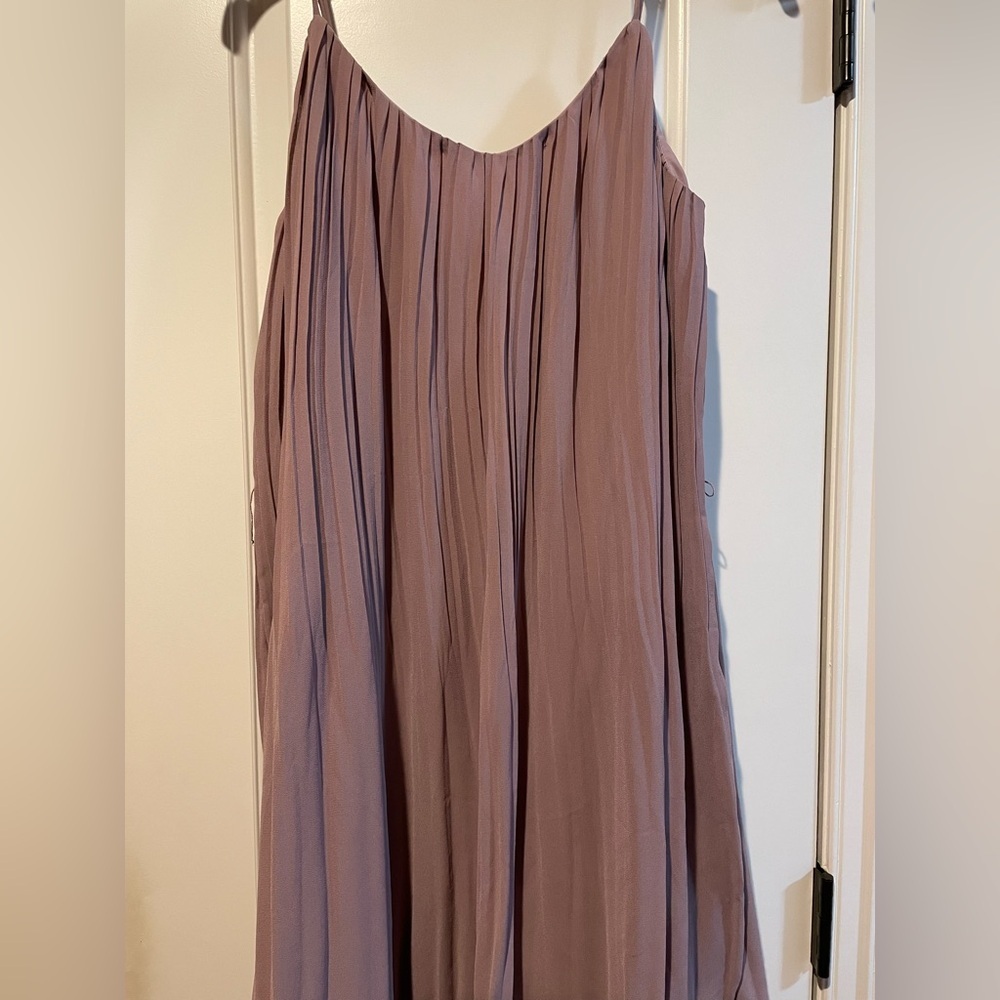 Elegant Mauve Sleeveless Dress